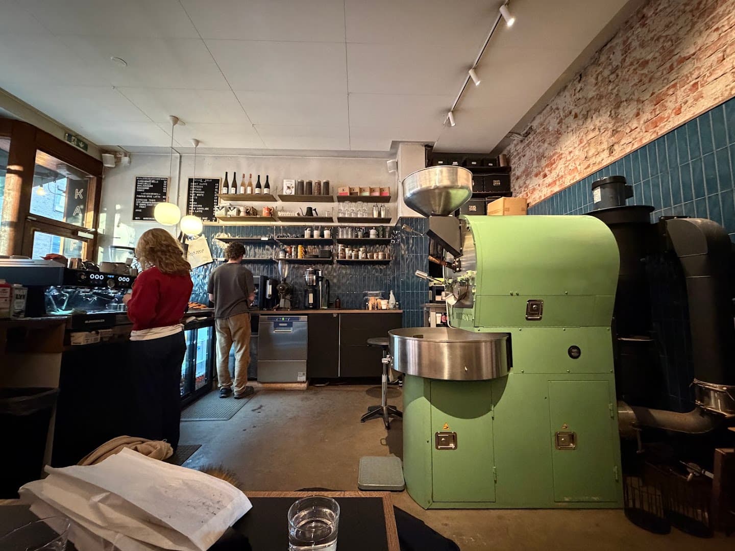 Interior of Lille Oslo Kaffebrenneri, specialty coffee shop in Oslo
