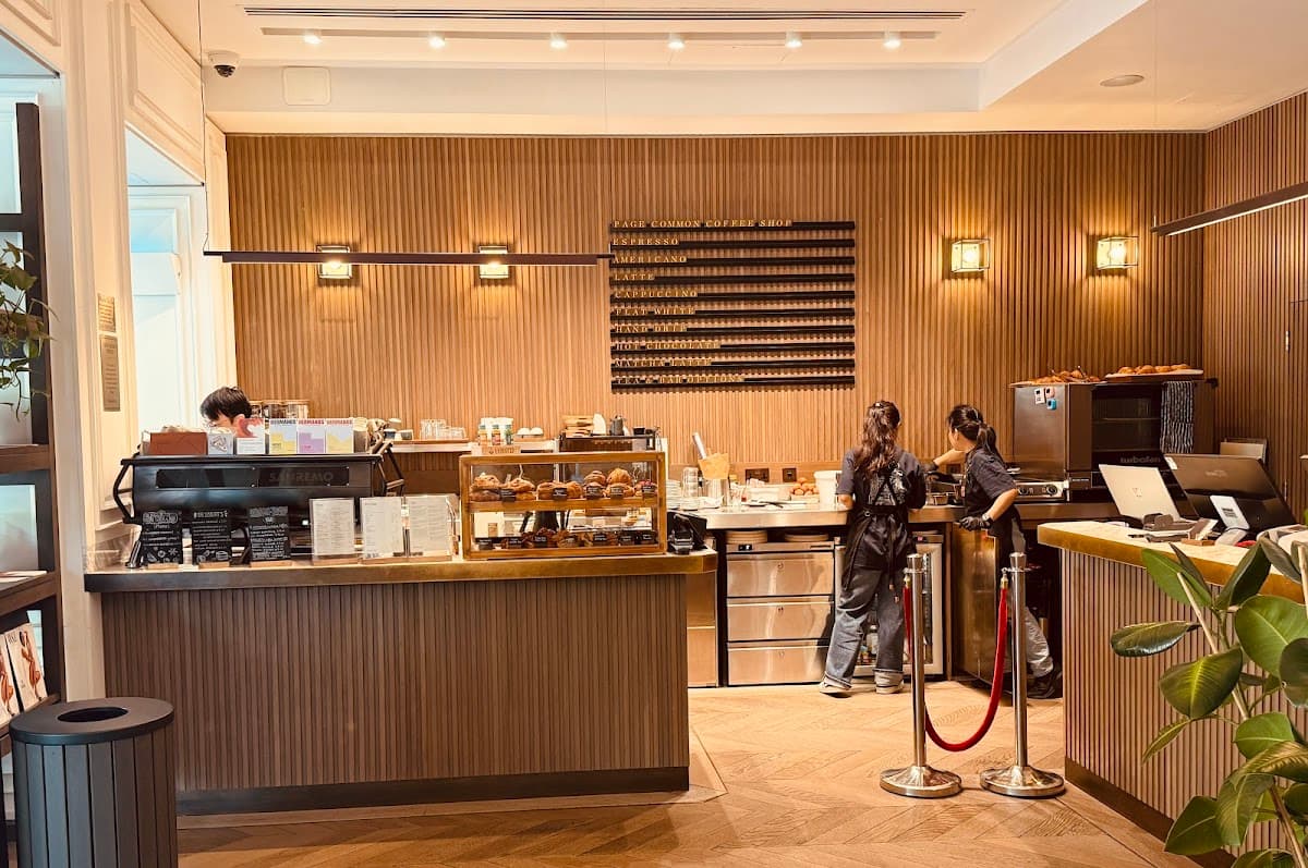 Page Common Coffee House - specialty coffee shop in London
