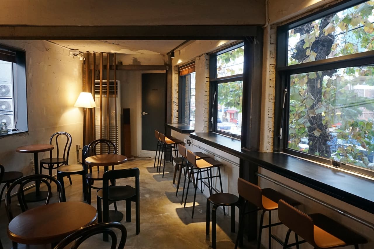 센트럴사이트 연남점 (Centralsite Coffee Roasters) - specialty coffee shop in Seoul