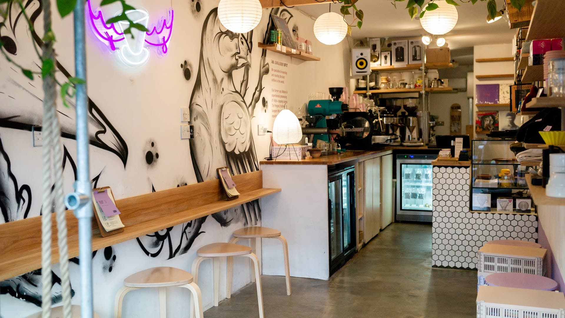 LONG & SHORT - specialty coffee shop in London