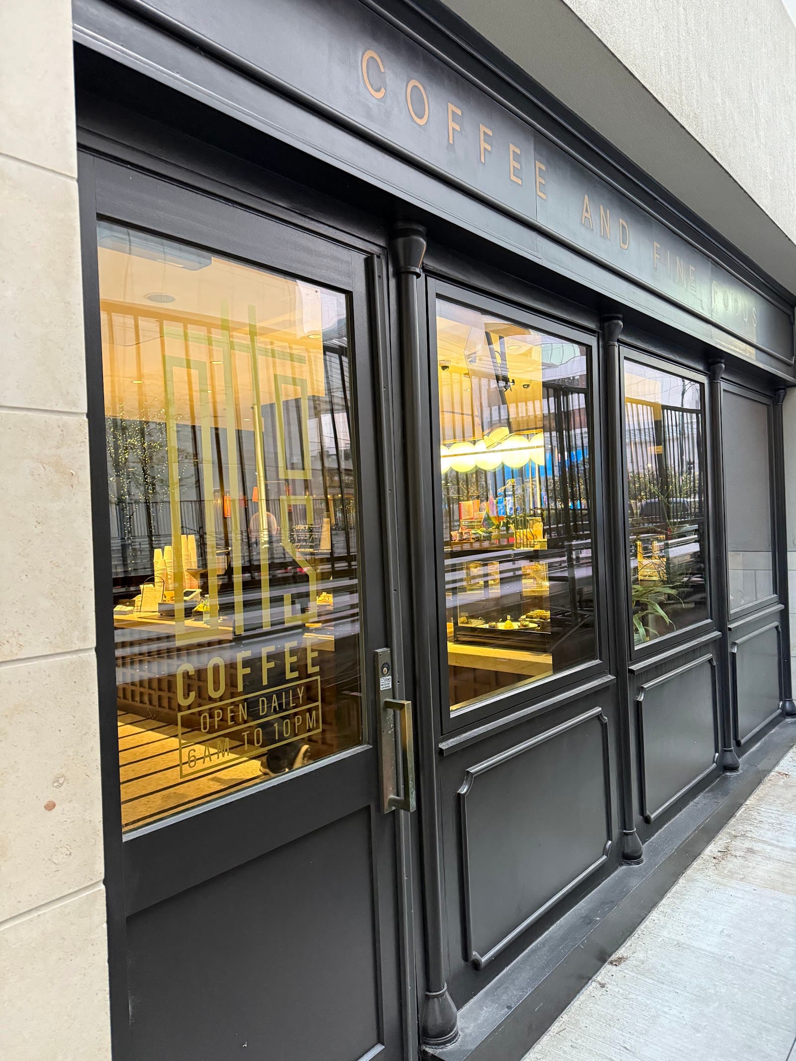 Otto's Coffee & Fine Foods specialty coffee shop in Dallas - photo 11