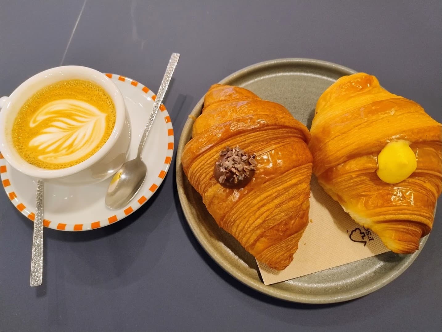 Coffee at Cafezal Brunch & Specialty Coffee - Porta Venezia, specialty coffee shop in Milan