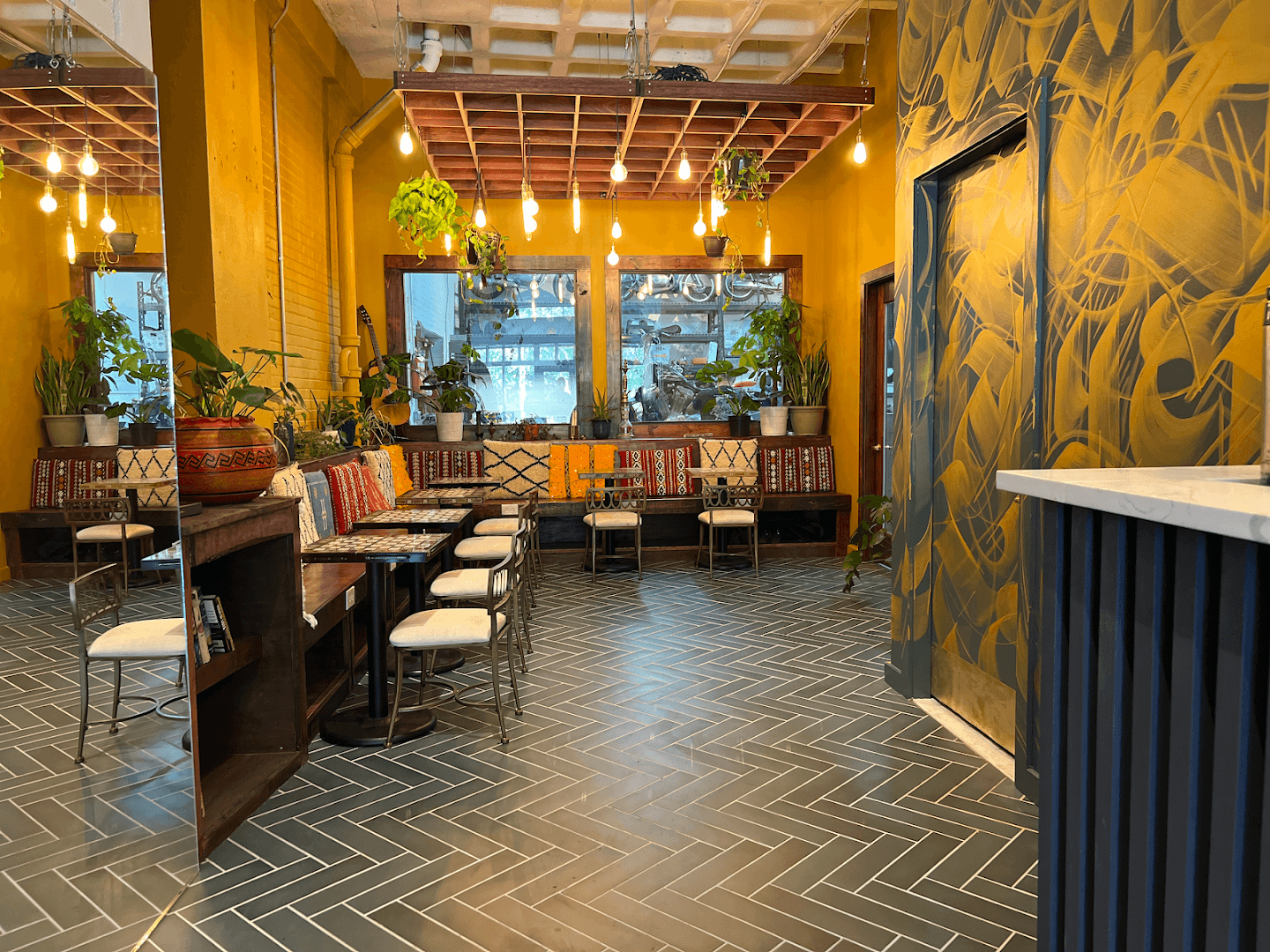 Madhouse Cafe — specialty coffee in Boston
