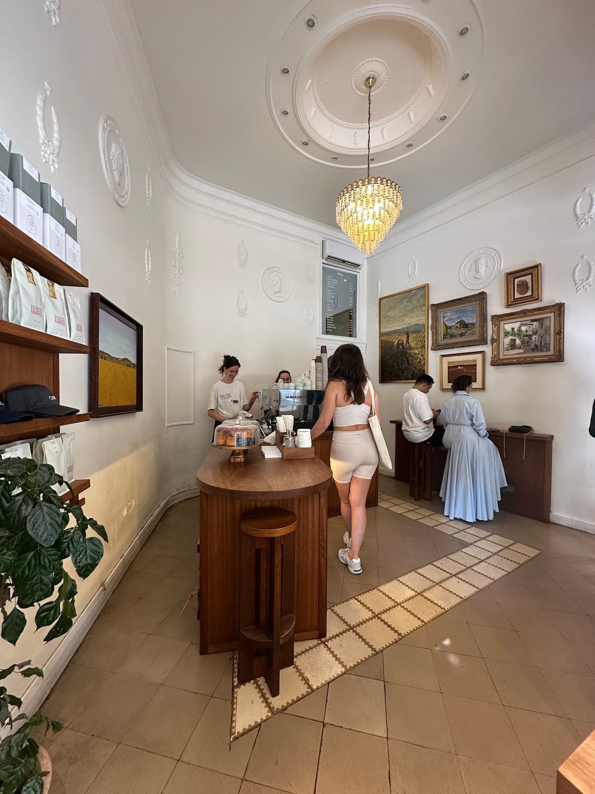 ONIS COFFEE - specialty coffee shop in Eixample