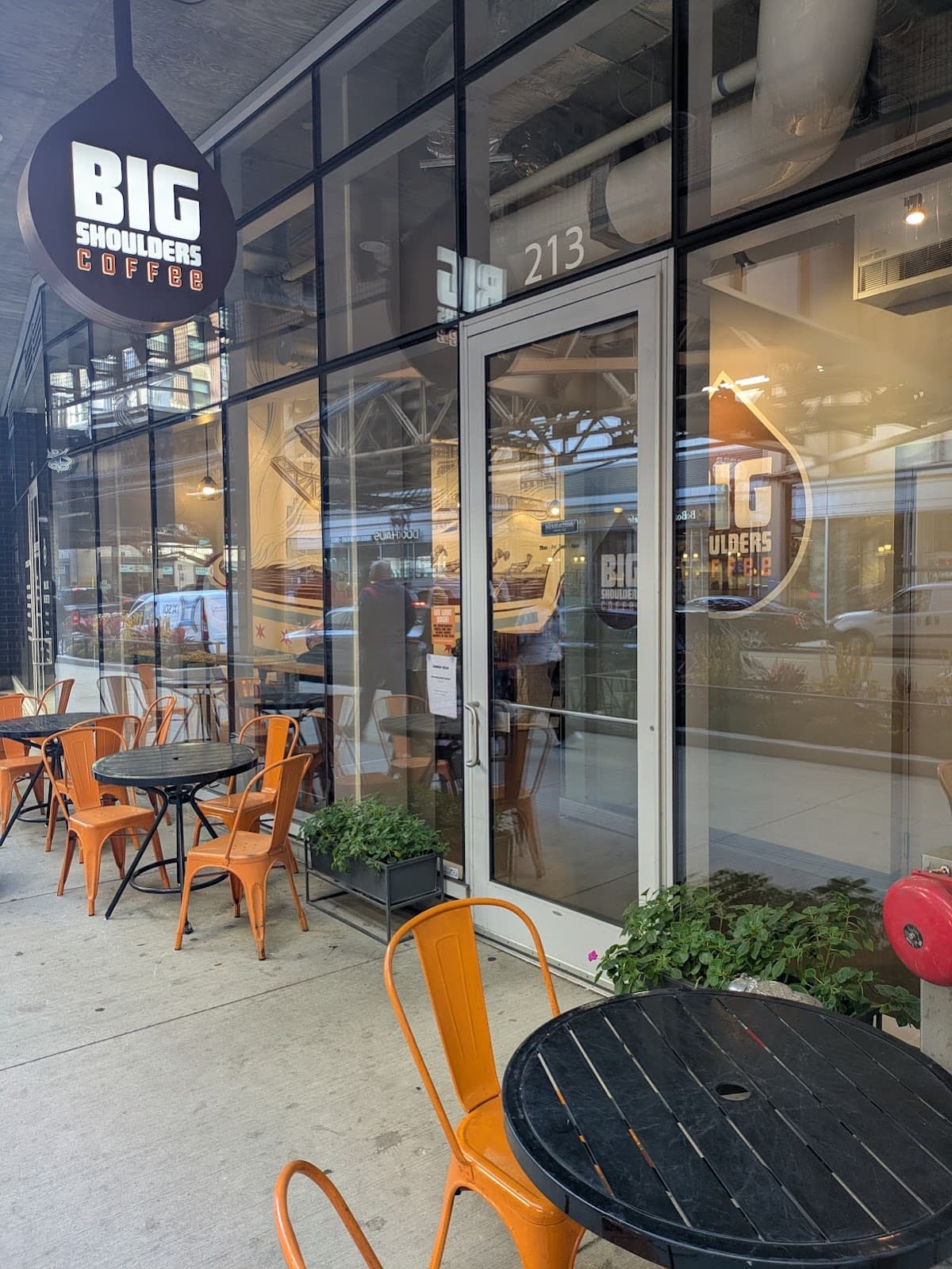 Big Shoulders Coffee - specialty coffee shop in Chicago Loop