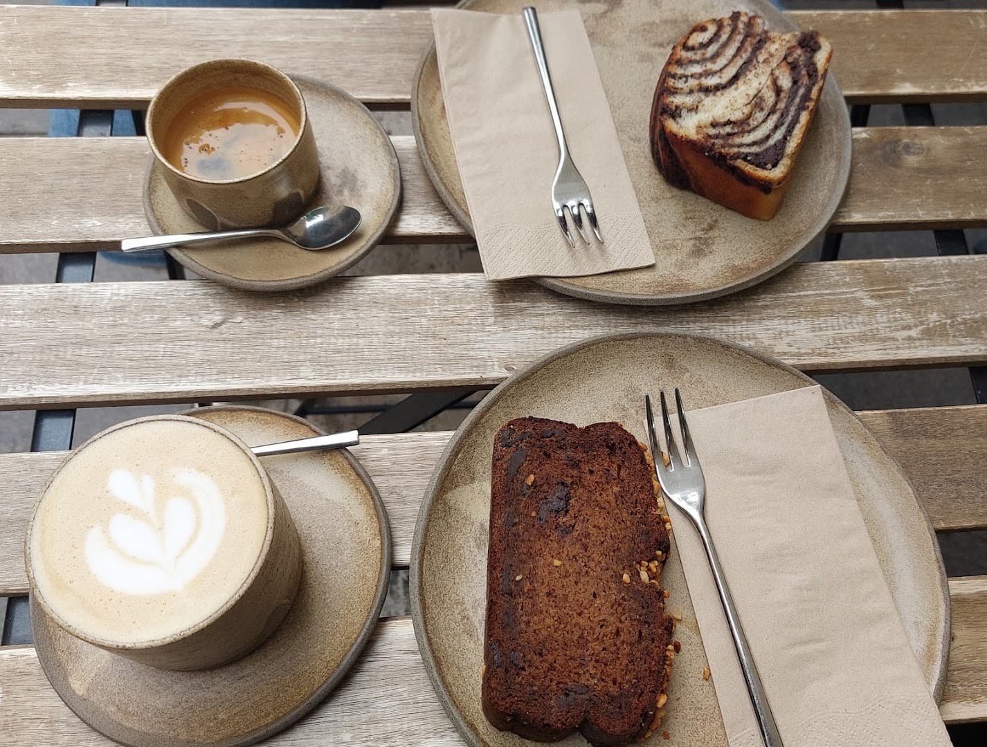 SALT Bakery X CAUSE specialty coffee shop in Budapest - photo 15