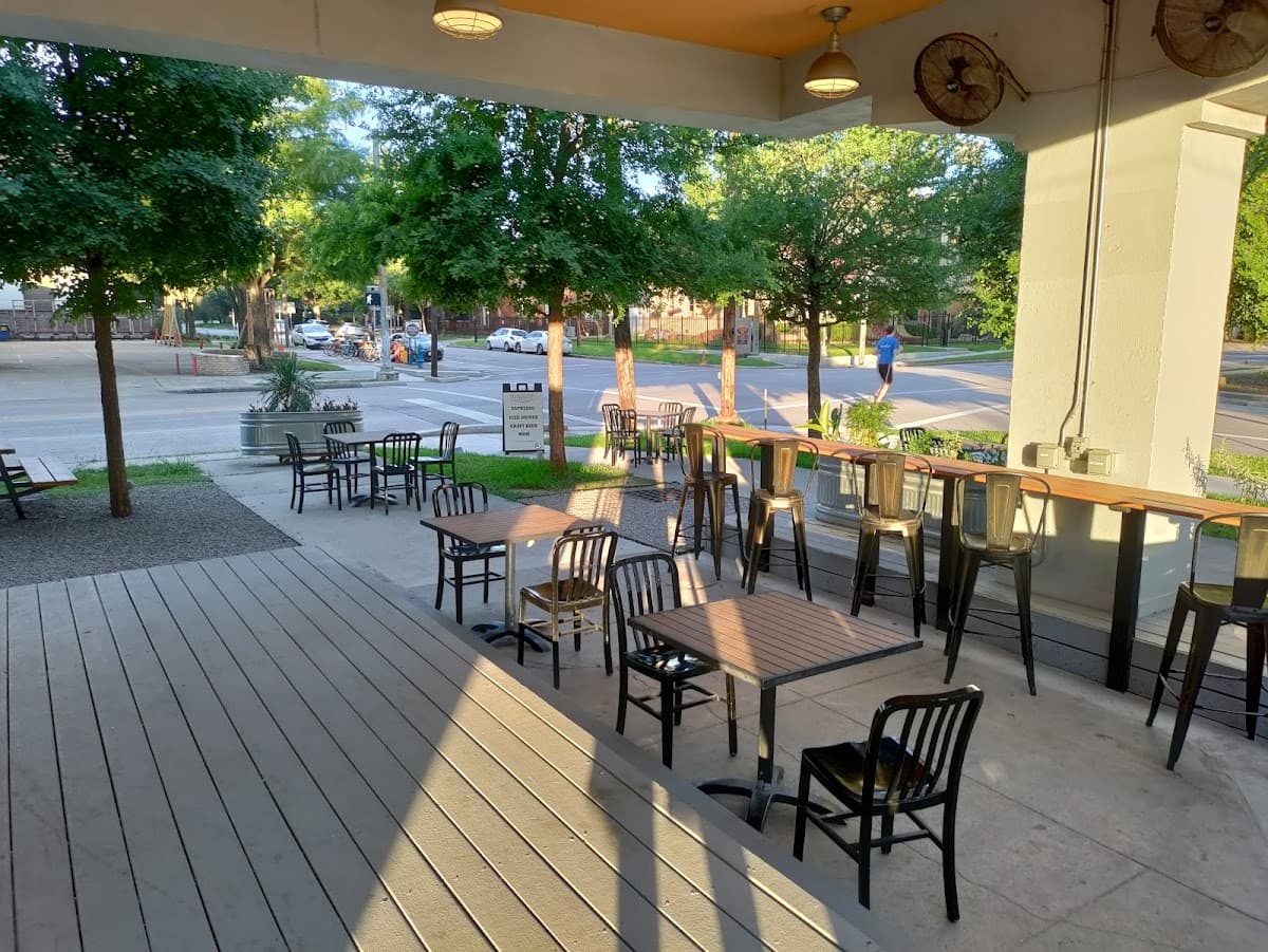 Retrospect Coffee Bar - specialty coffee shop in Houston