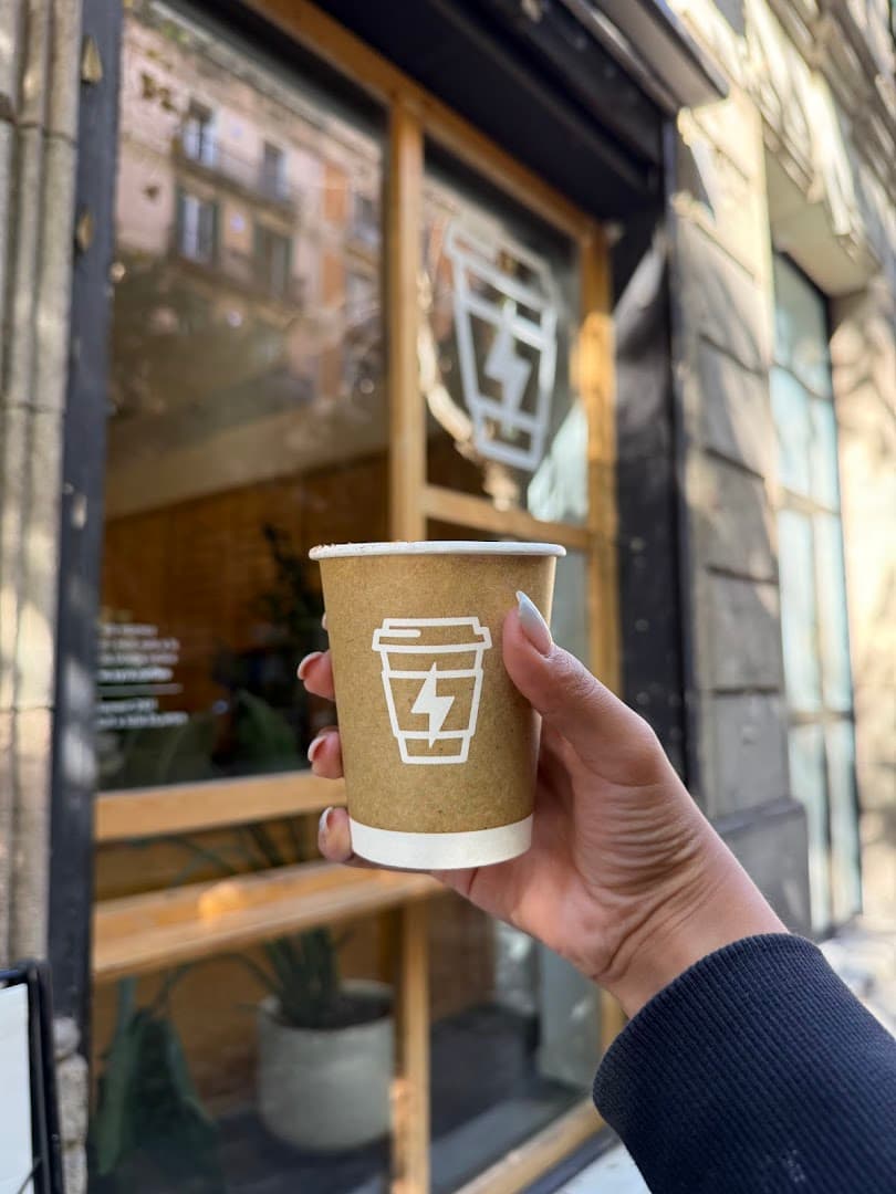 Syra Coffee specialty coffee shop in Barcelona - photo 4