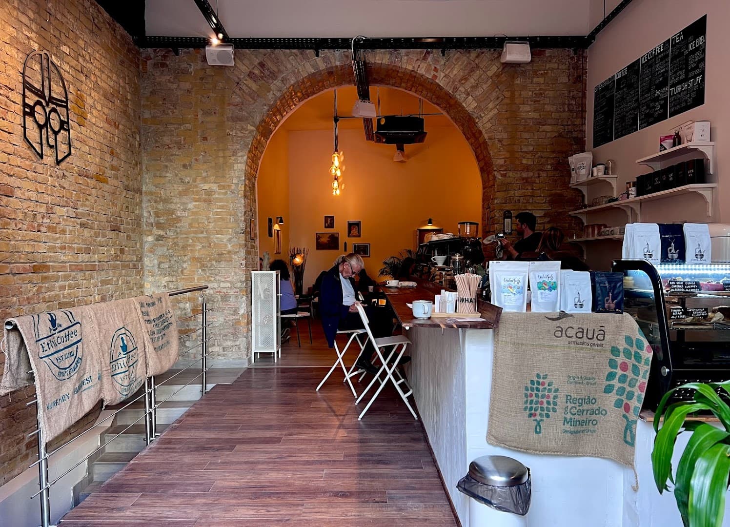 Kern Collective Coffee - specialty coffee shop in VI. kerület