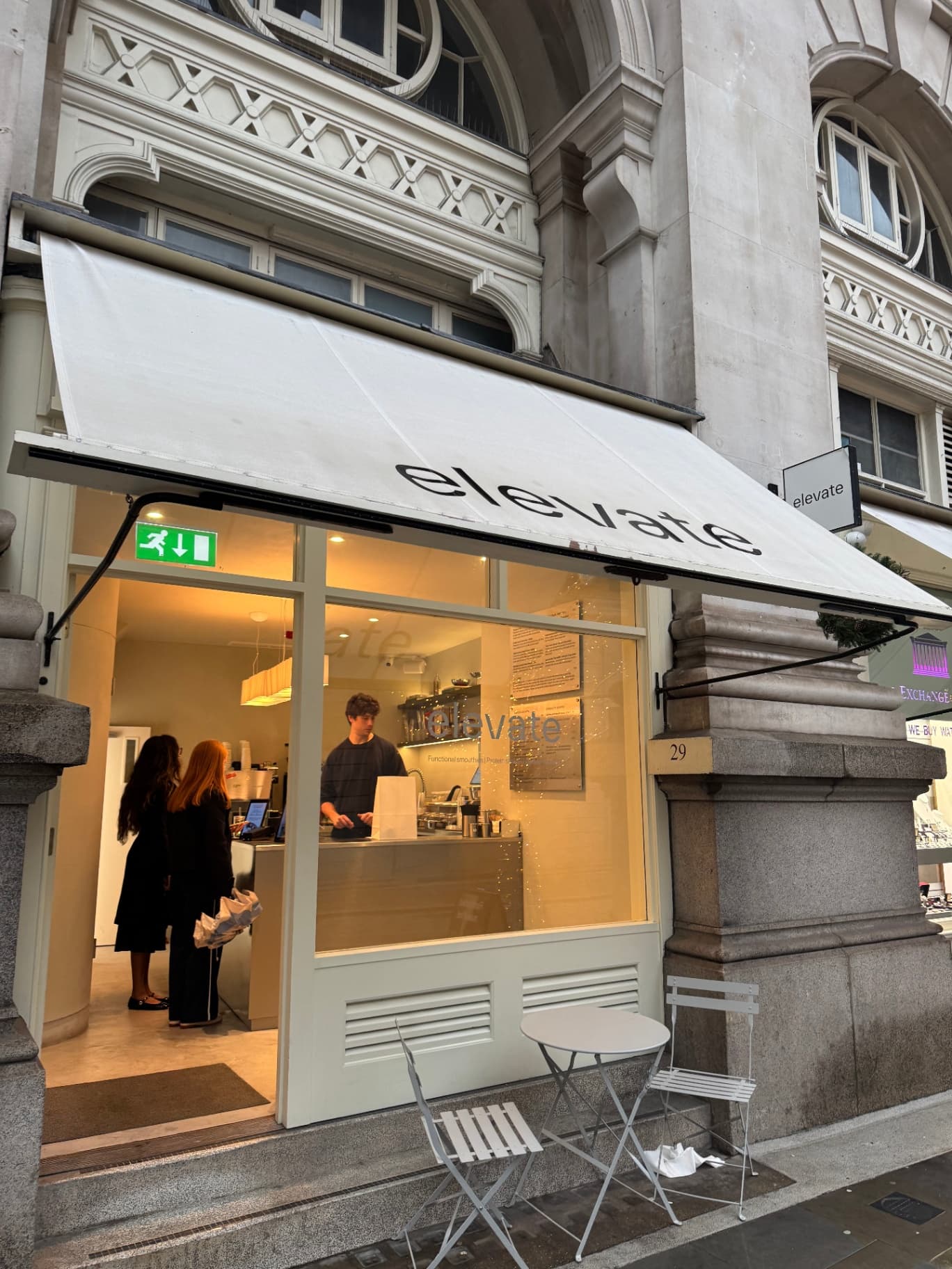 Rosslyn (21 Royal Exchange) - specialty coffee shop in City of London